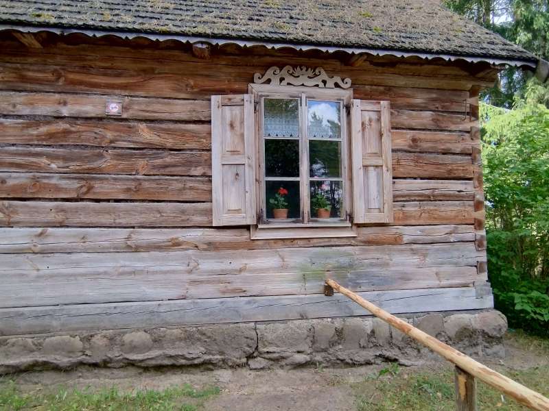 Muzeum – Skansen Kurpiowski w Nowogrodzie